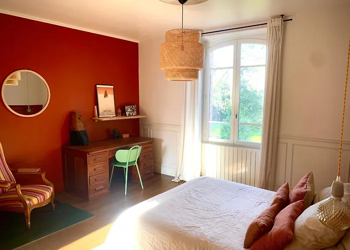 Sous Le Tilleul De La Condomine Payrin-Augmontel