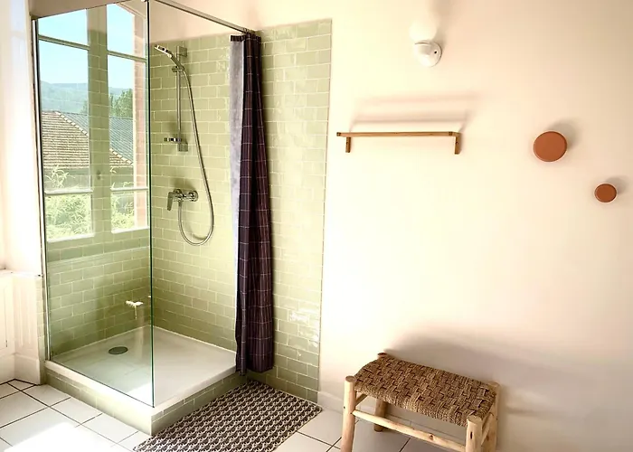 Vila Sous Le Tilleul De La Condomine